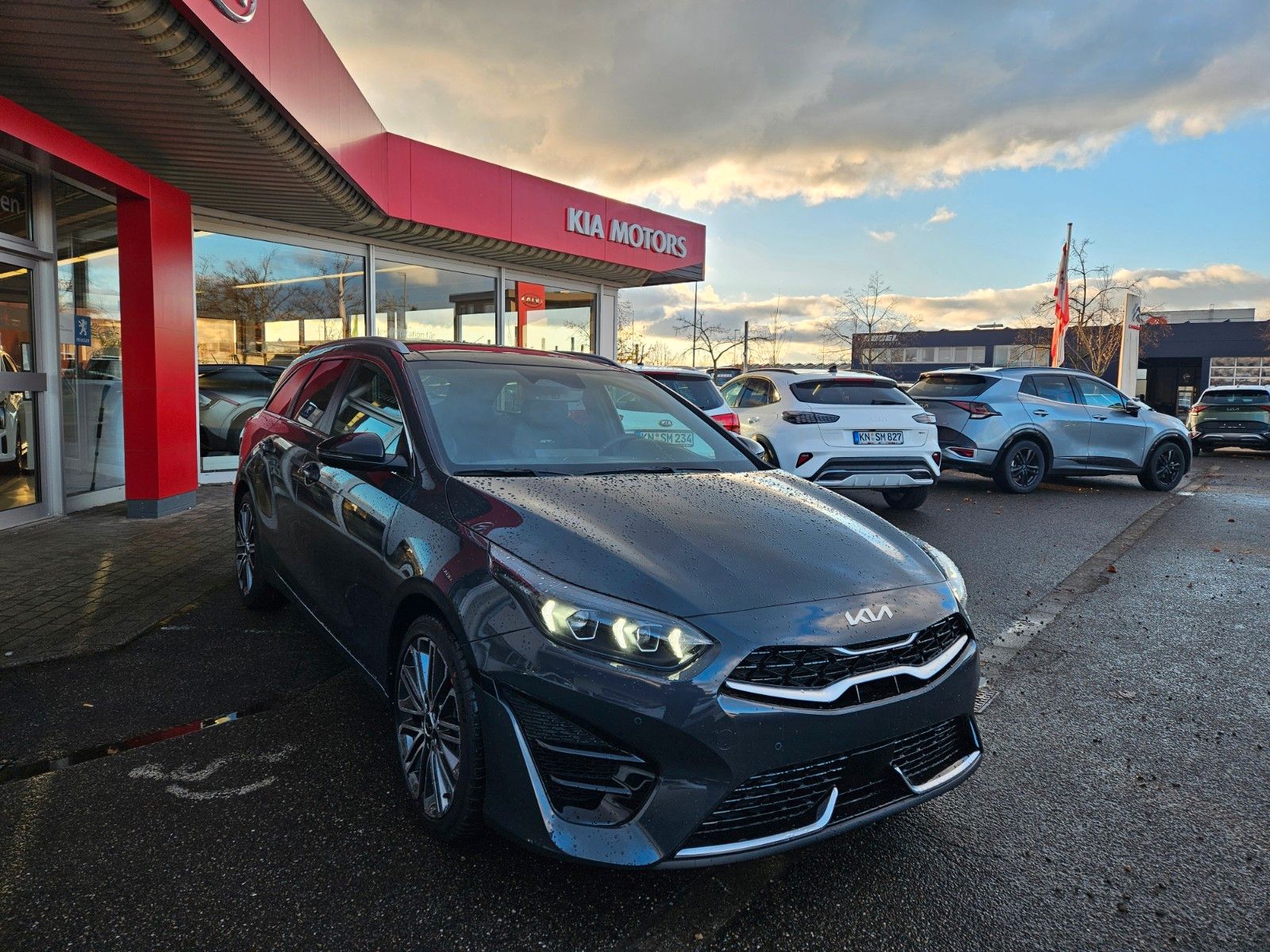 Kia Ceed SW 1.5 T-GDI DCT7 OPF GT Line TEC LED GD imagem 3