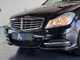 Mercedes-Benz C180 CGI BlueEfficiency*ELEGANCE*1-HAND*LEDER* - Mercedes-Benz C 180: Elegance