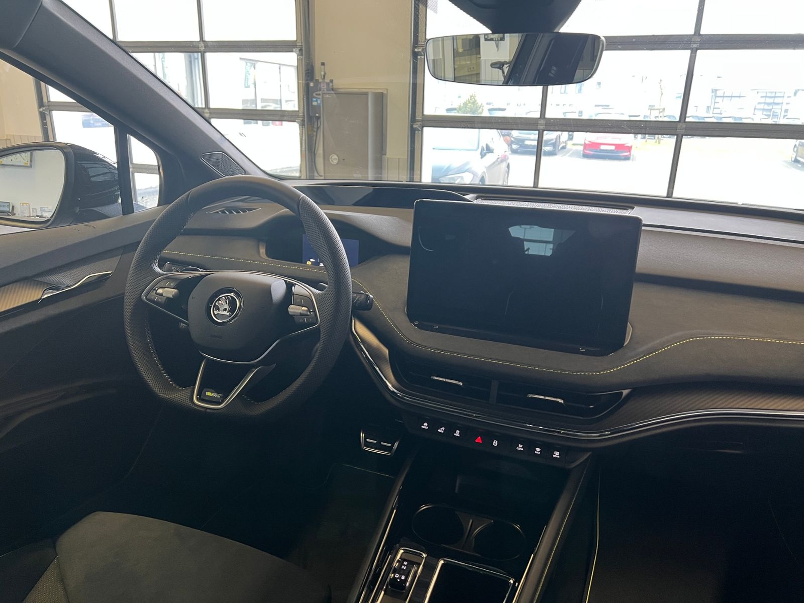 Fahrzeugabbildung SKODA Enyaq RS Lounge *AHK,Panoramadach,DCC*