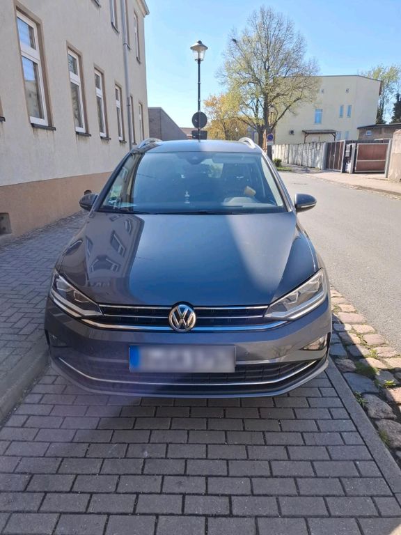 Image of Volkswagen Golf Sportsvan