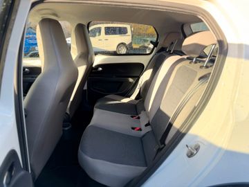 Volkswagen Up! cross*