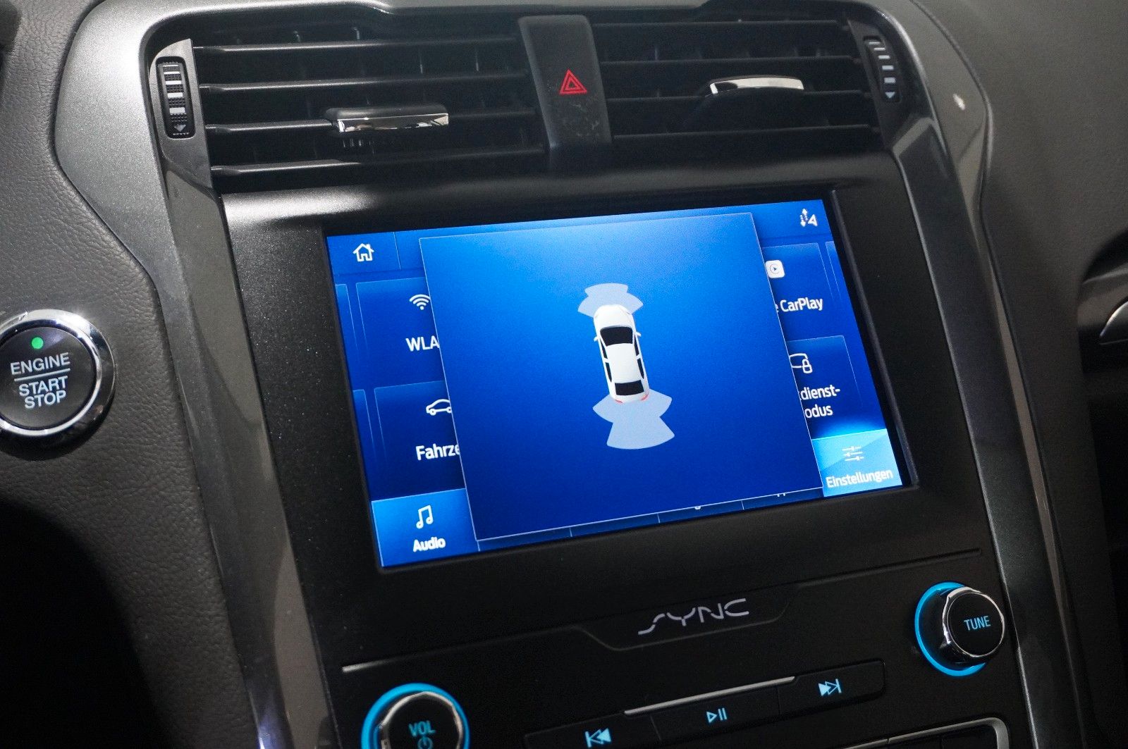 Fahrzeugabbildung Ford Mondeo Turnier 2.0 TITANIUM NAVI/LED/SPORT/DAB+