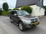 Mitsubishi Pajero 3,2 Automatik Intense 1.Hand - Mitsubishi Pajero Intense mit Diesel-Antrieb