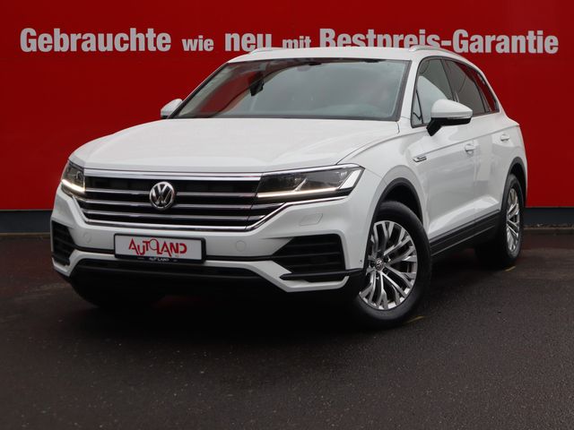 Volkswagen Touareg 3.0 V6 TDI ACC AHK schwenkb. LED Navi