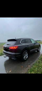 Volkswagen Touareg 3.0 285 PS, R- Line  - Volkswagen Touareg: 2.0
