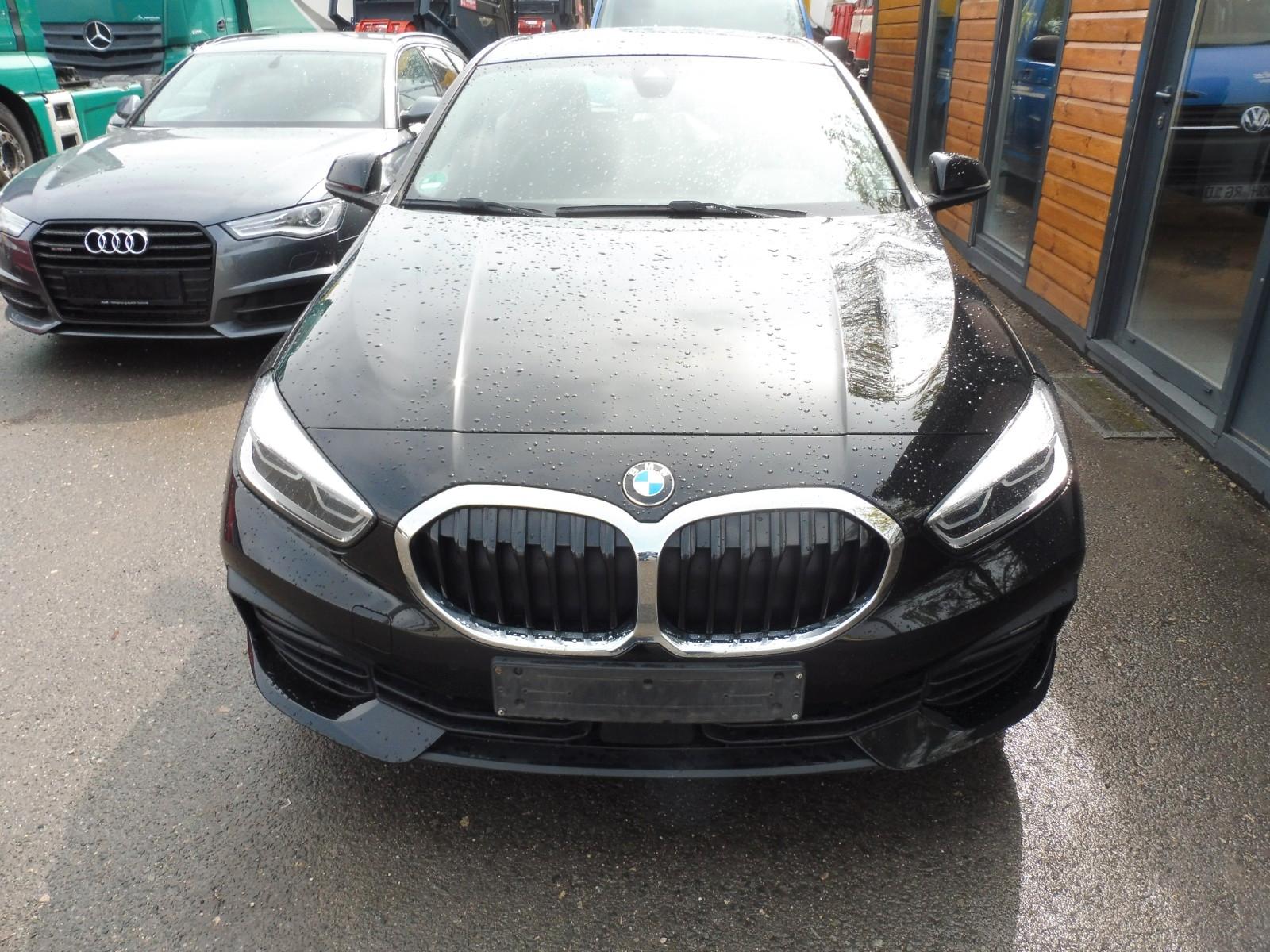 BMW 118 1 Limousine Advantage Led Navi Facelift