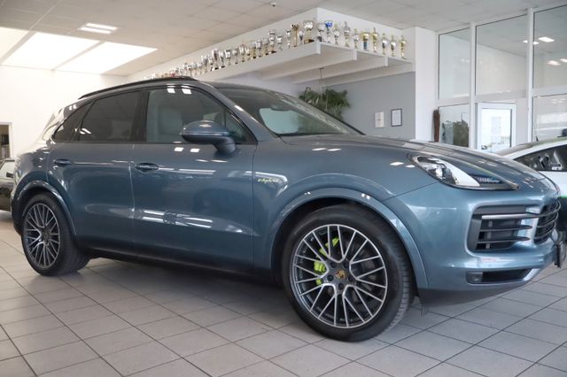 Porsche Cayenne E-Hybrid HeadUP, Panorama, AHK, APPROVED