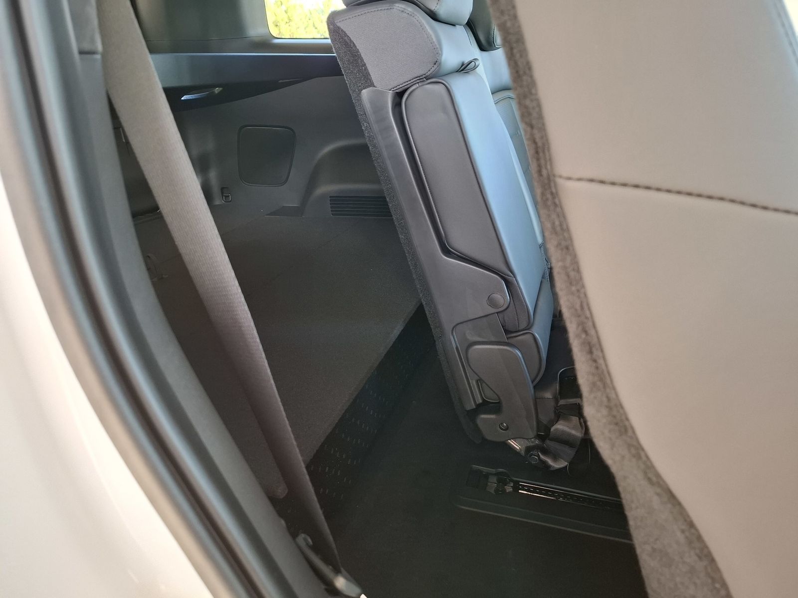 Hyundai SANTA FE - Bild 14