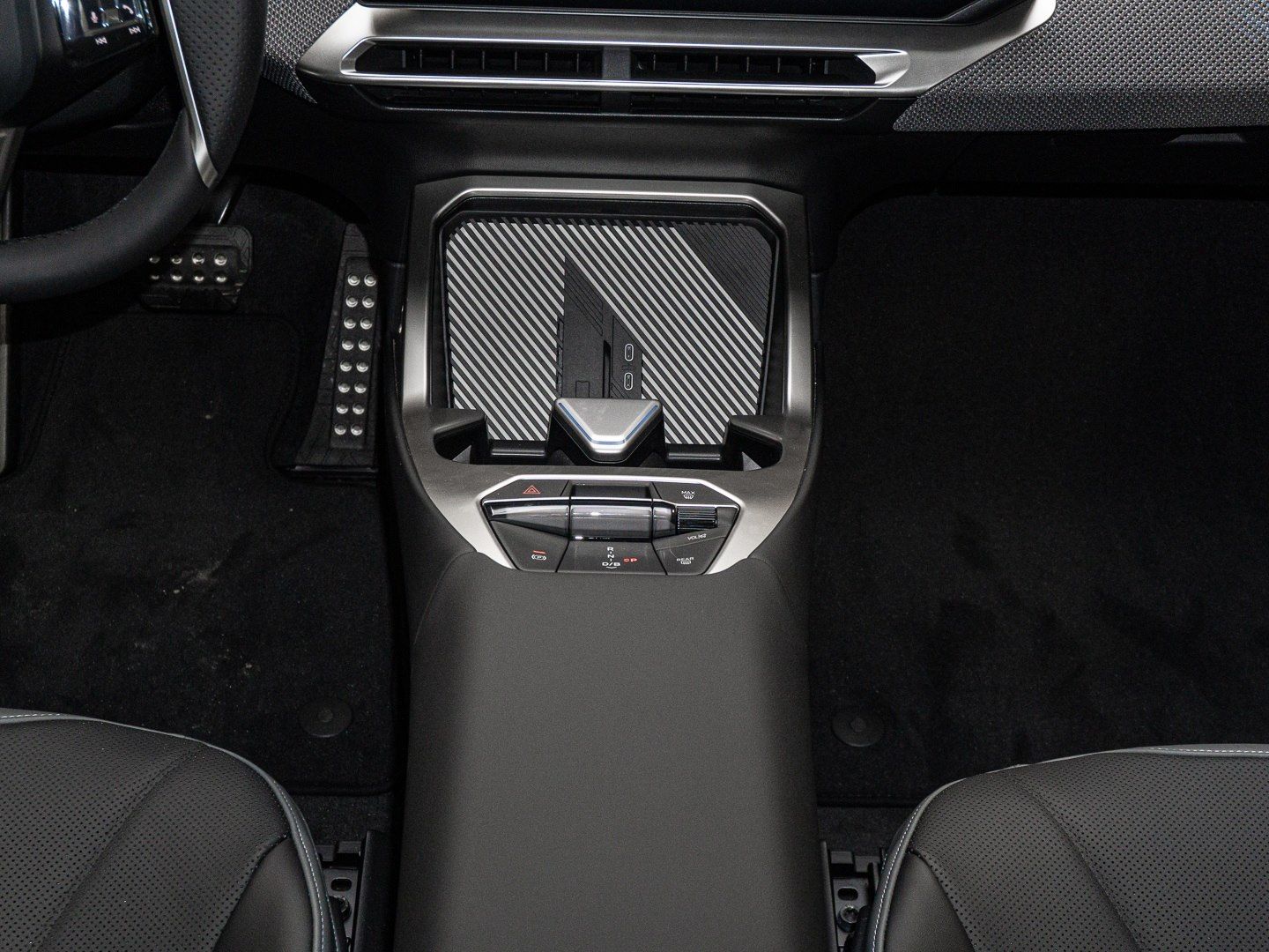 BMW iX3 - Bild 11