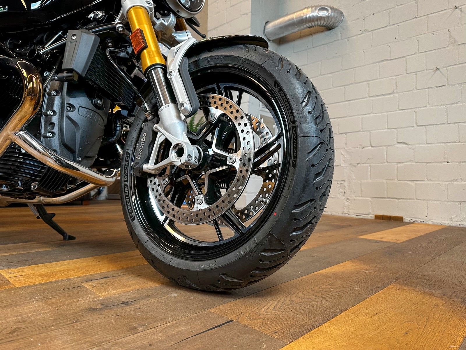 Fahrzeugabbildung BMW R12 nineT - mit nur 137km!