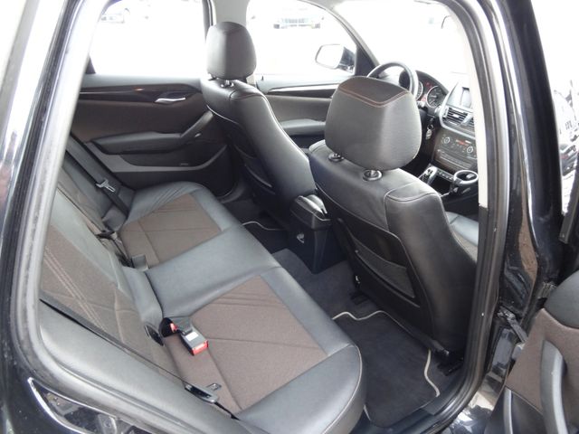 Fahrzeugabbildung BMW X1 20d xDrive/2.Hd/Xenon/Kamera/Navi/