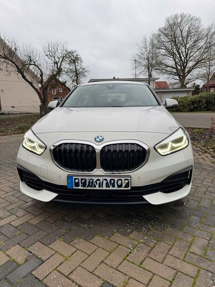 BMW BMW 1er 2021 Automatik/ Panoramadach