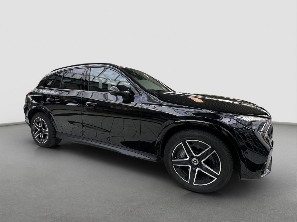 Fahrzeugabbildung Mercedes-Benz GLC 200 4MATIC AMG*Night*Navi*KeyLess*PDC*RFK