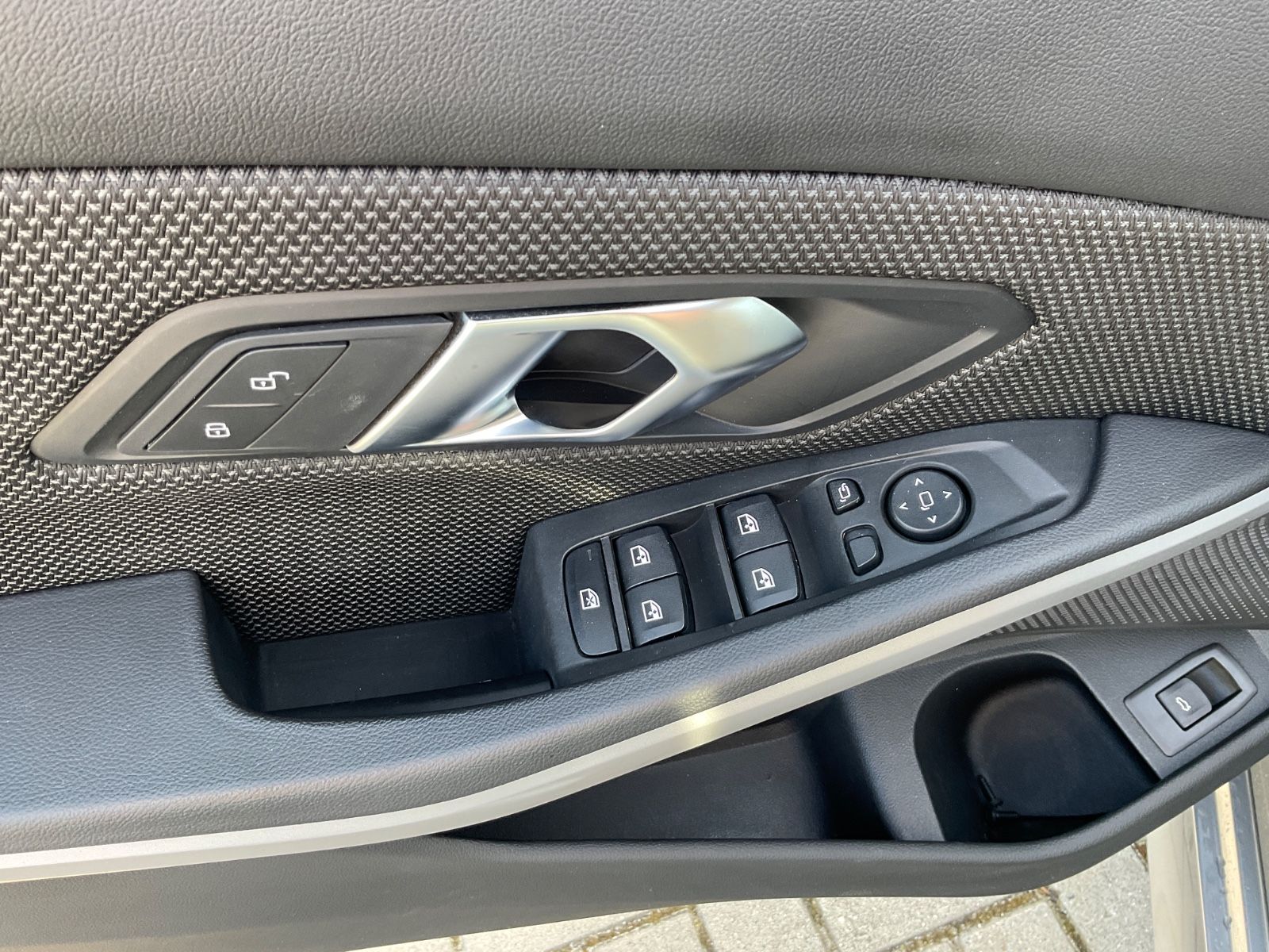 Fahrzeugabbildung BMW 320d xDrive,Touring,Carplay,Sitzheizung,Isofix,