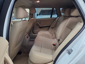 BMW 325 - 12