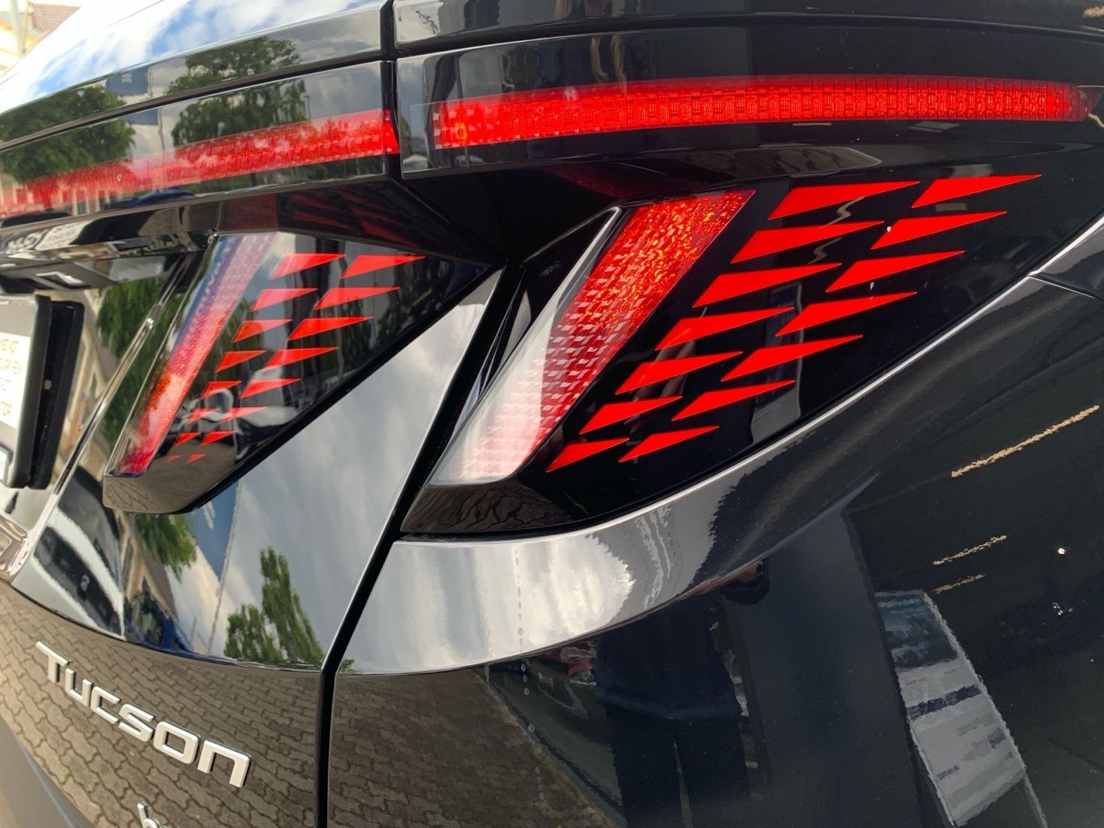 Fahrzeugabbildung Hyundai TUCSON 1.6 T-GDI Trend Hybrid