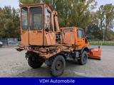 Mercedes-Benz Unimog 427/10 Bagger Schiebeschild Streuaufsatz - Bagger