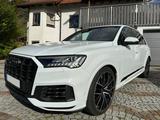 Audi Q7 55 TFSI e quattro S line *22"*Pano*B&O* - Audi Q7 mit Hybrid-Antrieb
