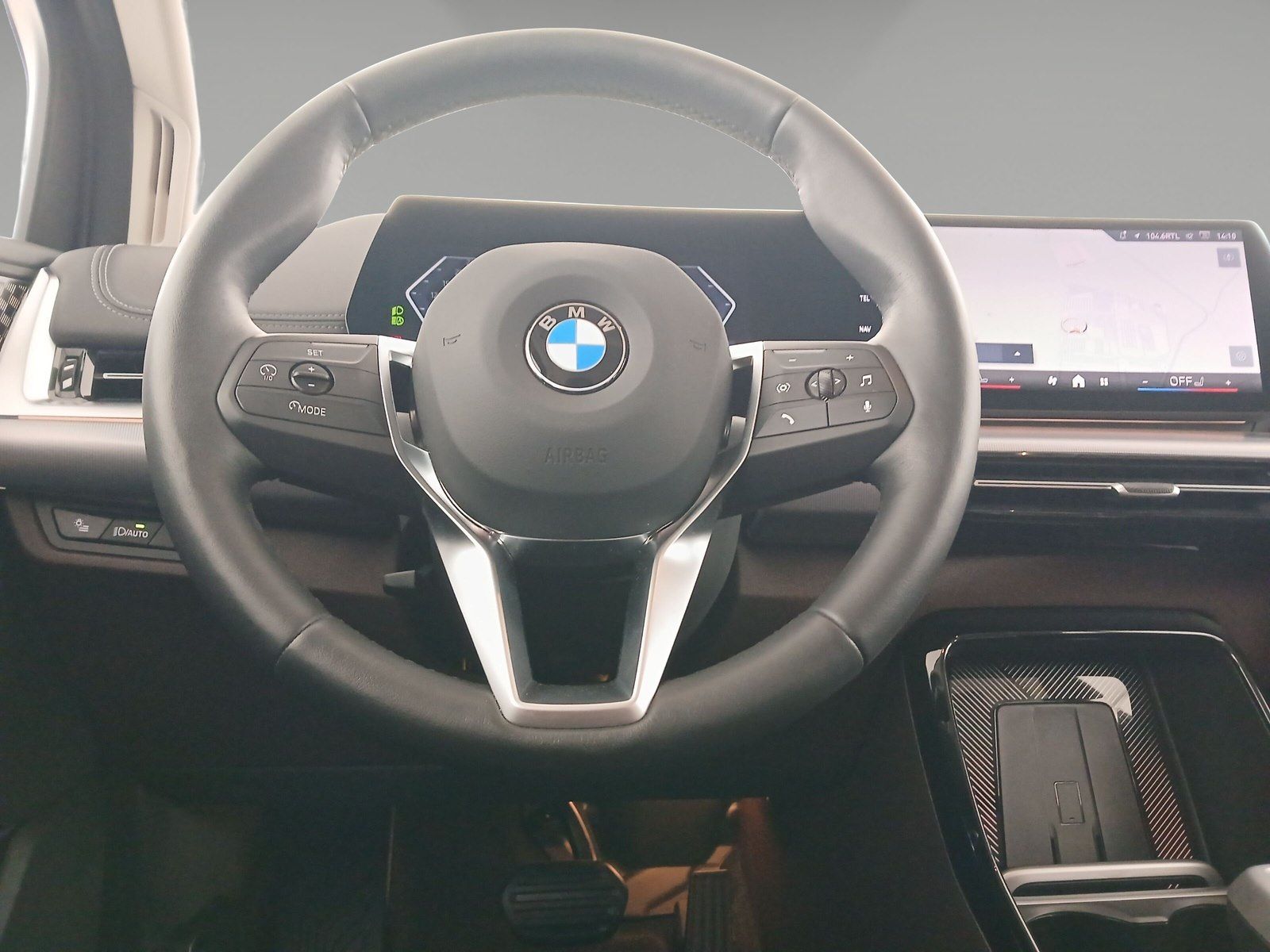 BMW 223 Active Tourer - Bild 10