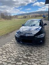 BMW F30 320i Luxury Line - BMW 320: F30