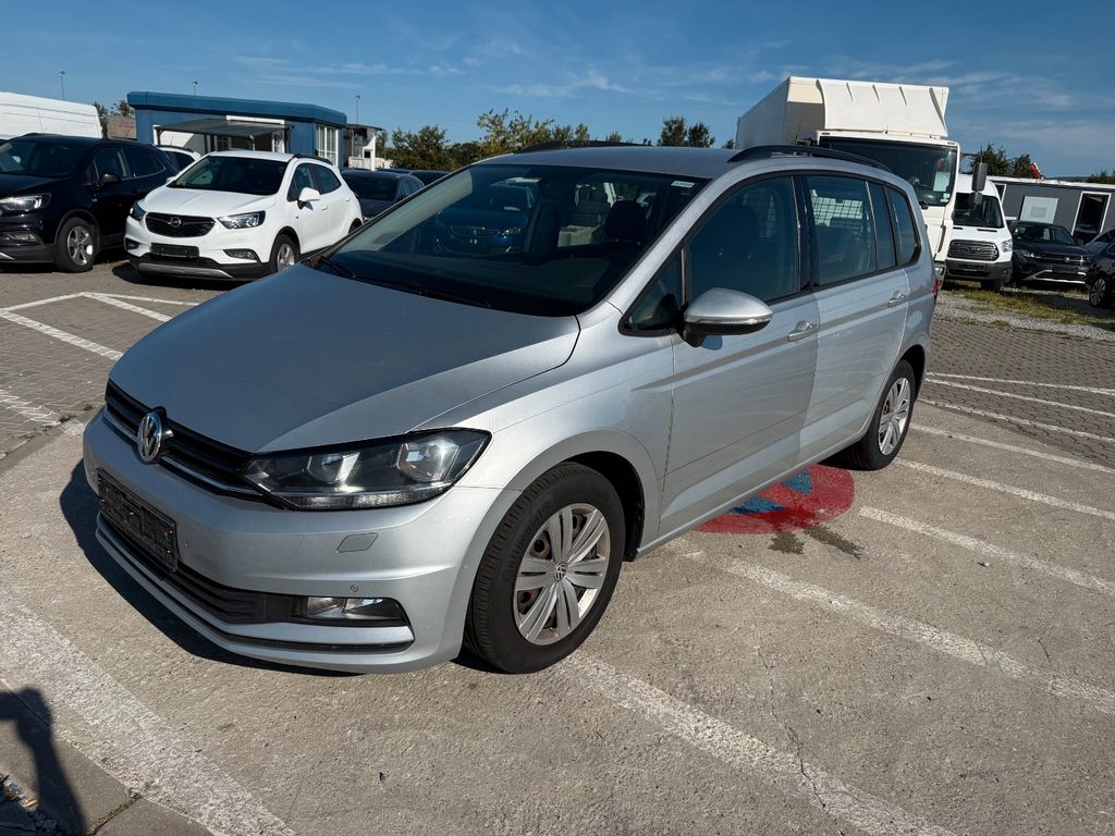 Image of Volkswagen Touran