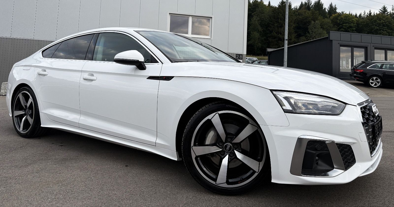 Audi A5 40 TDI S-Tronic S-LINE LED Navigation AHK DAB foto 3