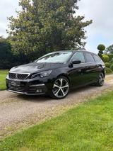 Peugeot 308 SW GT Alcantara Pano Assistenten LED AHK - Peugeot: mit Anhängerkupplung