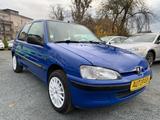 Peugeot 106 3-T.* Panorama-/Schiebedach, Radio/CD, Nr. 7 - Peugeot 106 Gebrauchtwagen