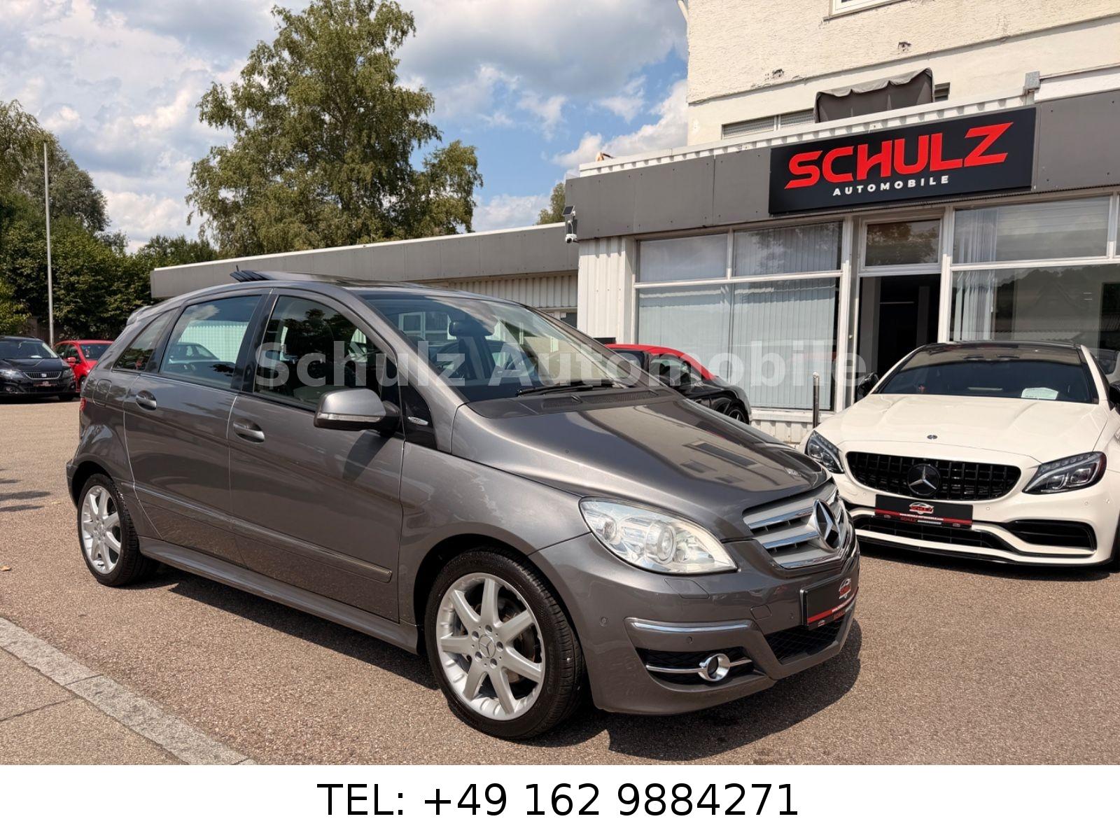 Mercedes-Benz B200 DESIGNO *AUTOMATIK/AHK/PDC/SHZ/TÜVNEU/2HAND