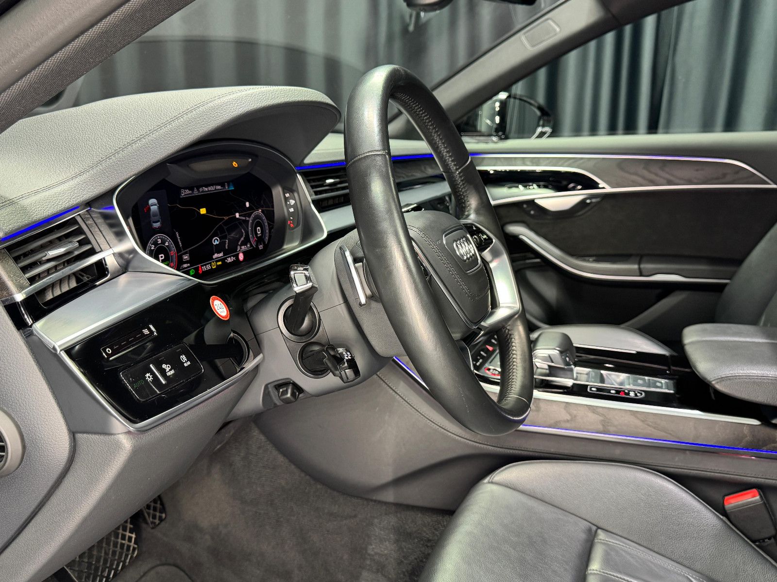 Fahrzeugabbildung Audi A8 50 TDI quattro|B&O|HUD|PANO|MATRIX