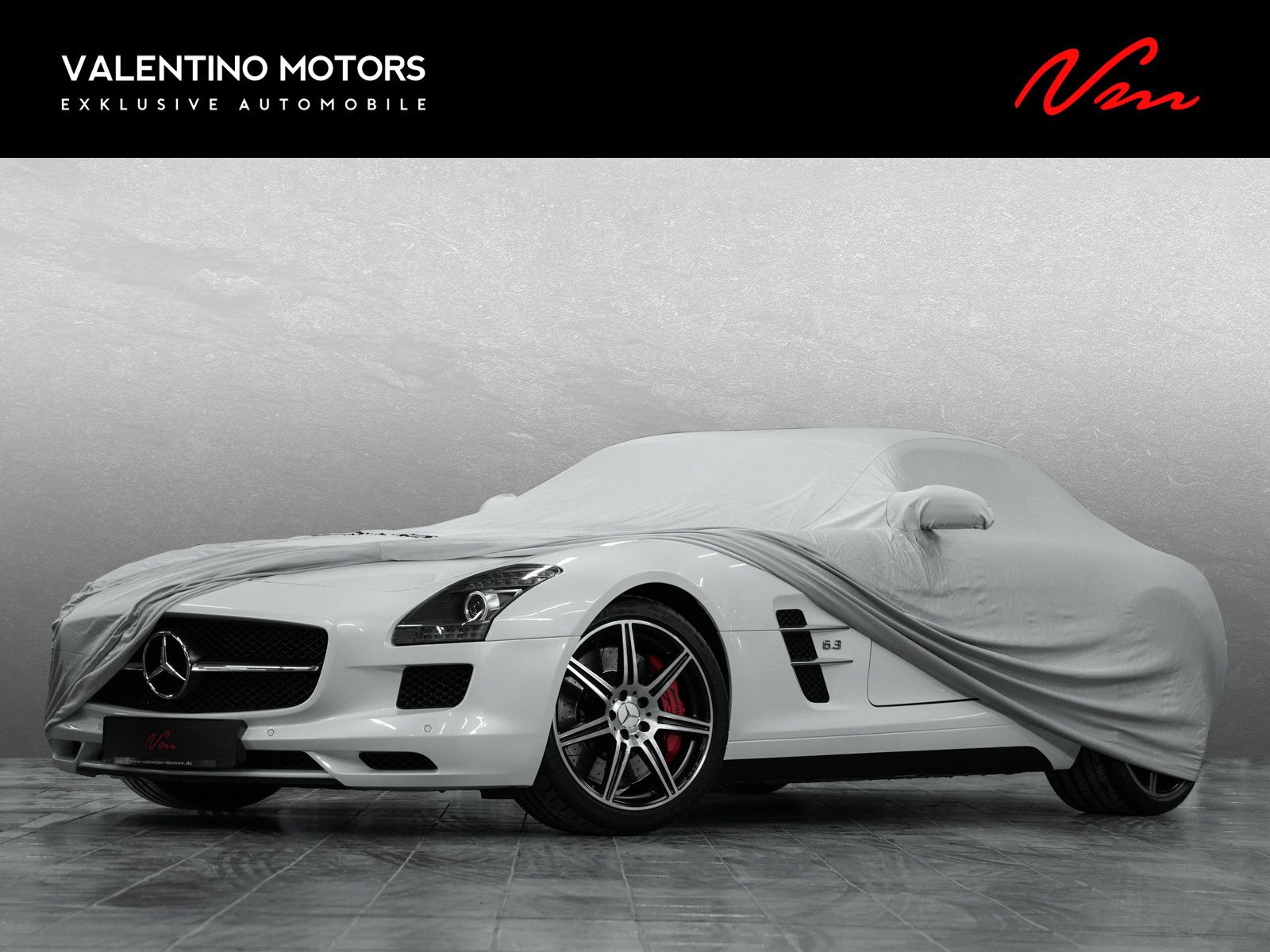 Fahrzeugabbildung Mercedes-Benz SLS AMG Coupe - designo Sonderlack|Carbon Interi