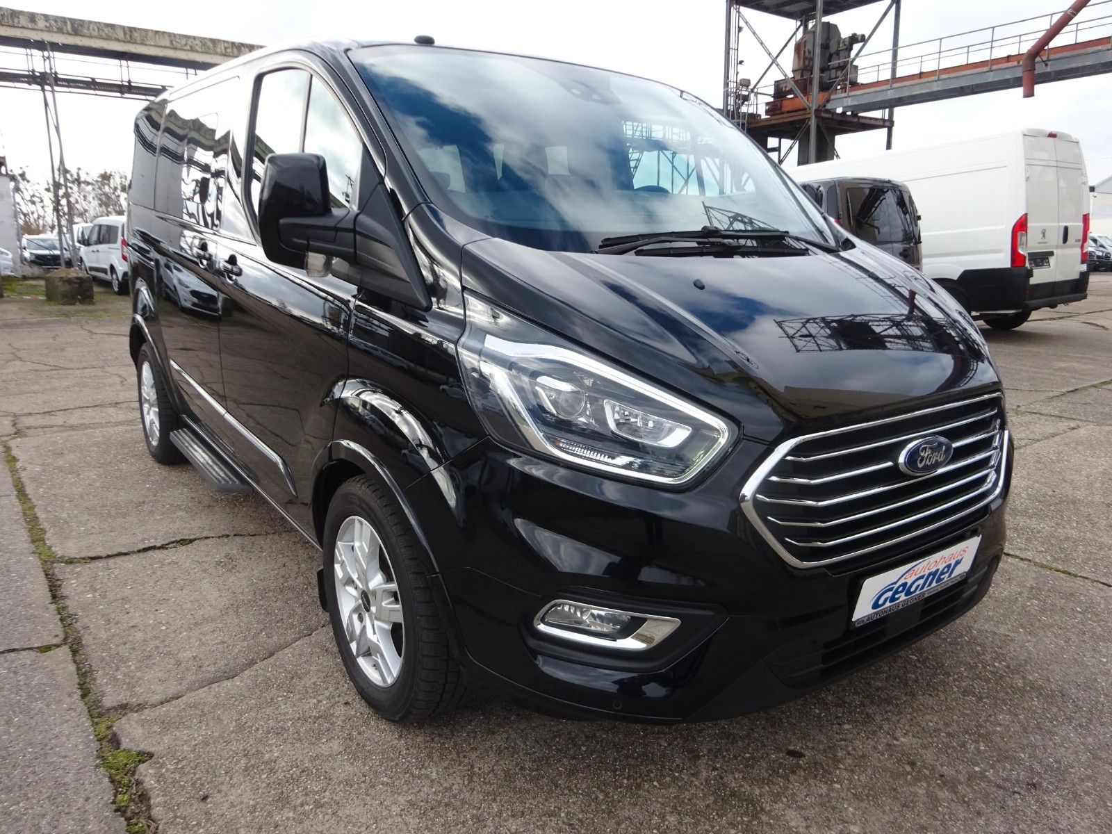 Ford Tourneo Custom 170PS Autm. L1 Titanium X Standhz foto 7