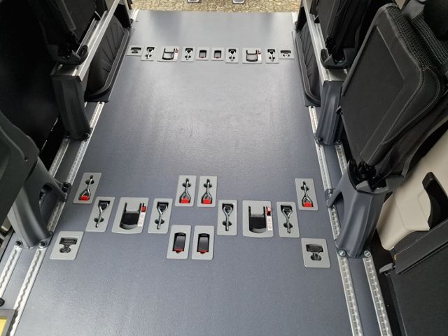 Fahrzeugabbildung Fiat Ducato Rollstuhltranporter Lift 4 Rollstühle