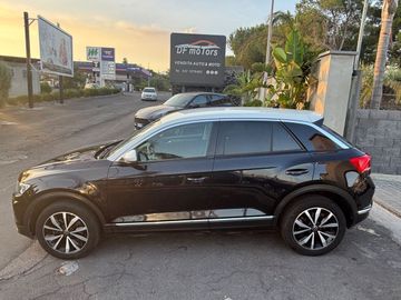 Volkswagen T-Roc - 8