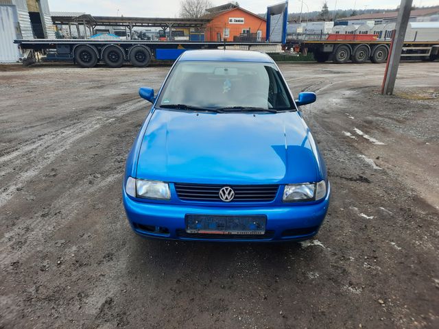 Volkswagen Polo Classic 1.6 /Automatik/Klima/Alu/Tüv Neu