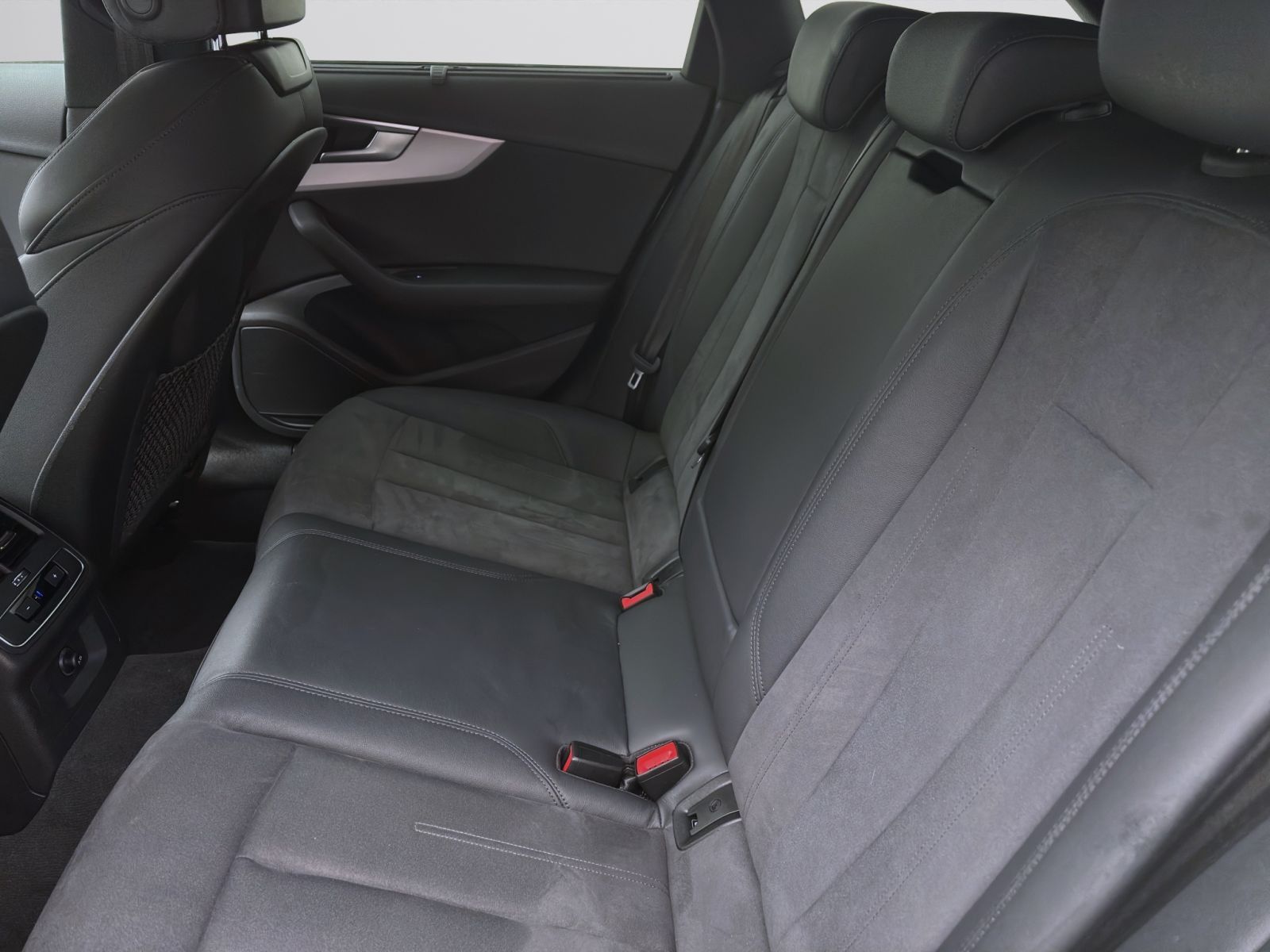 Audi A4 - Bild 16