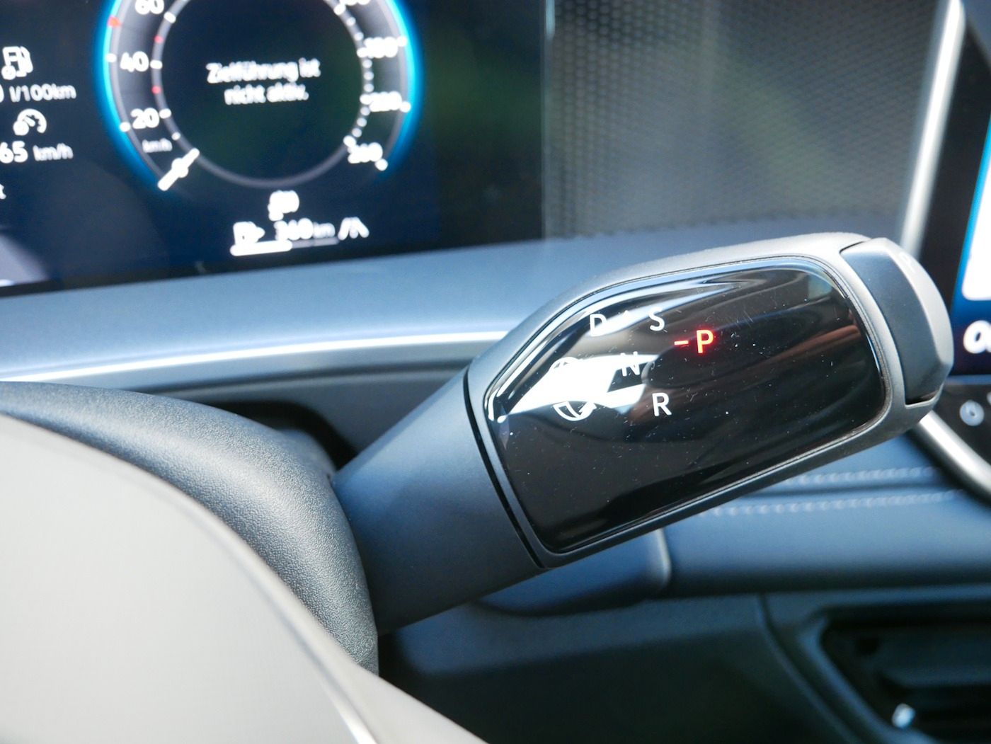 Fahrzeugabbildung Volkswagen Tayron 2.0 4Motion NEU64T 7-Sitzer Matrix AHK DC