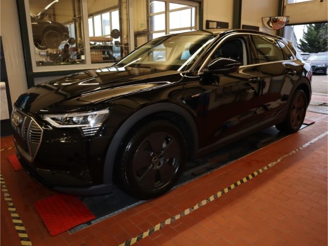 AUDI e-tron basis 50 quattro MMI+connect+Navigation&amp;I