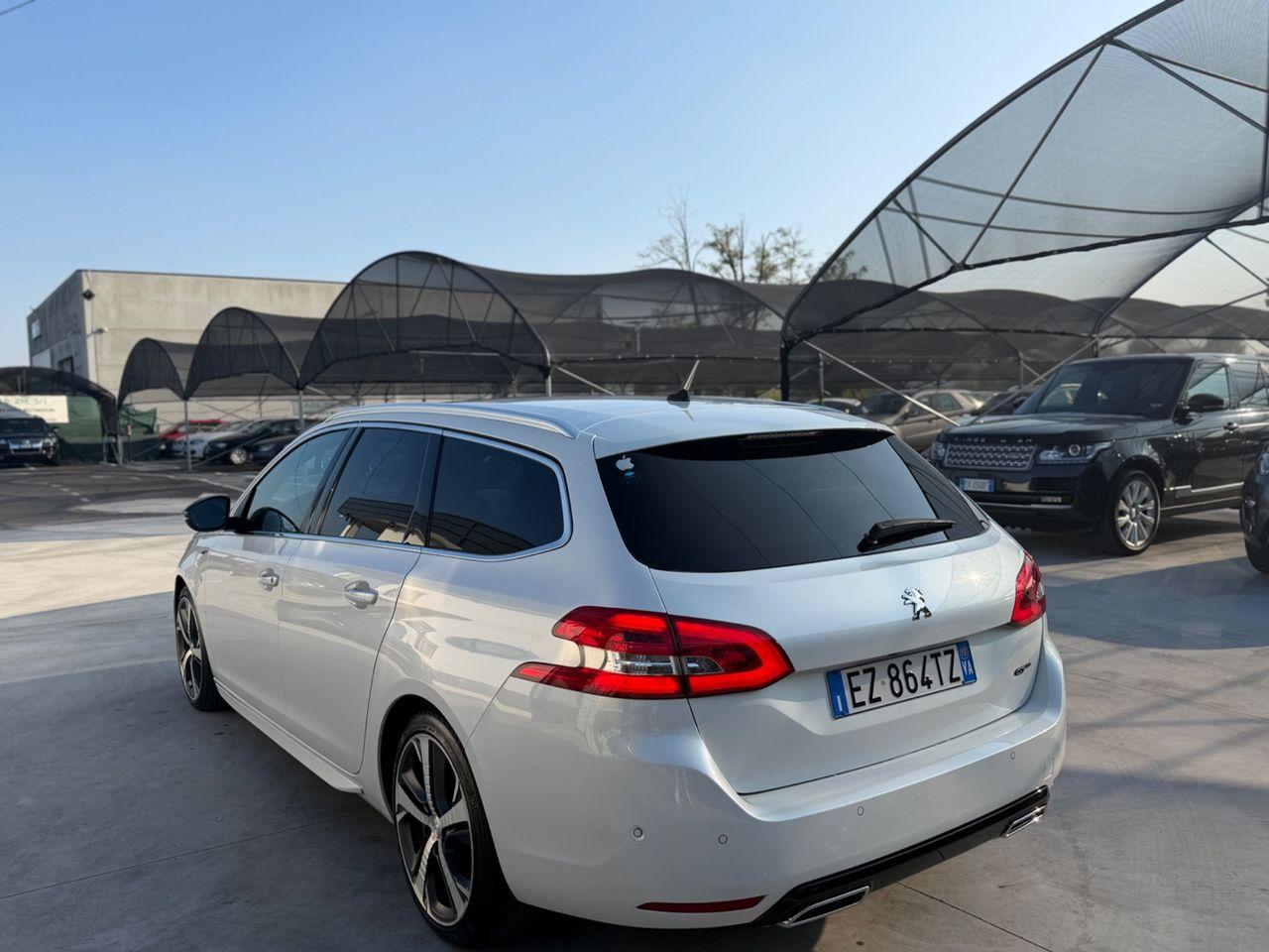 Peugeot 308 2015 — фото 13