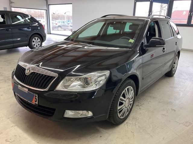 Skoda Octavia 1.4 TSI Family*Xenon*StandHeizung*SHZ