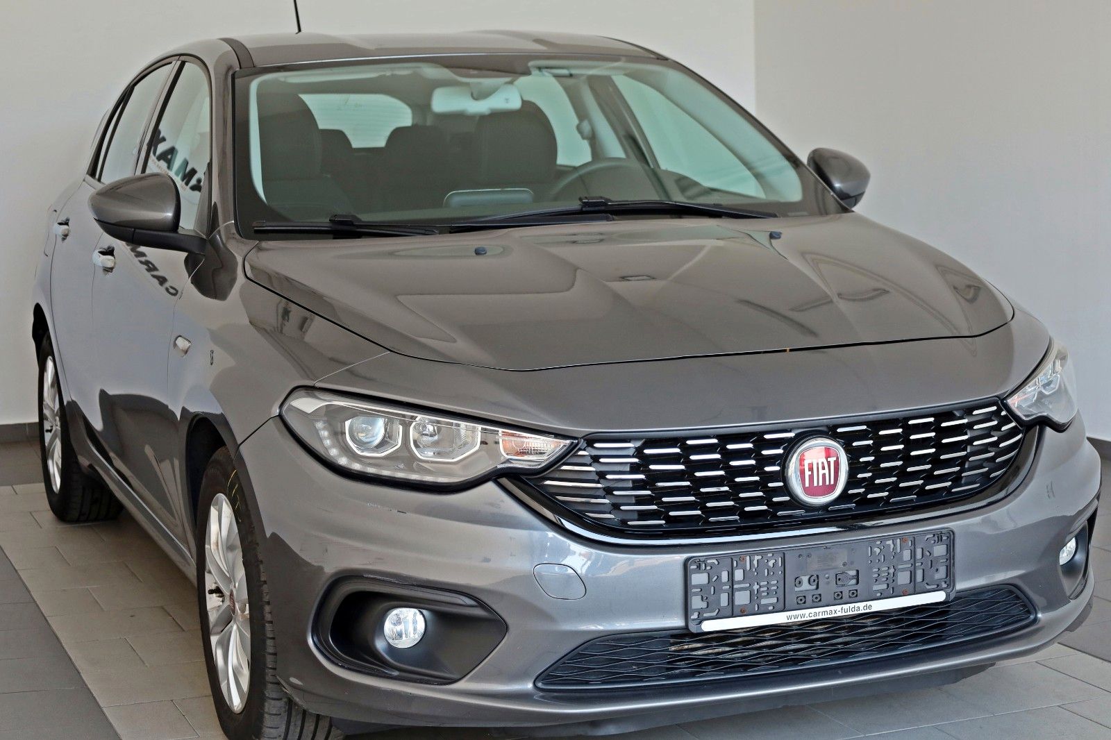 Fahrzeugabbildung Fiat Tipo Lounge Navi,Kamera,SH,PDC,SR+WR