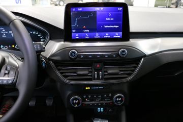 Fahrzeugabbildung Ford Focus Turnier Titanium  LED/Winter-Paket/Navi