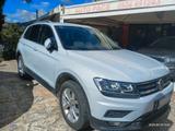 Volkswagen Tiguan 2.0 TDI SCR Business BlueMotio - VW Tiguan mit Halbautomatikschaltung
