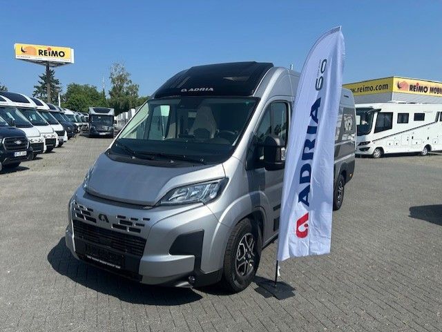 Adria Twin SGX 60Y Jubilee Sondermodell