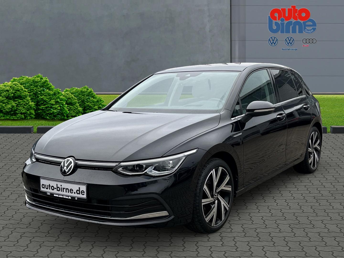 Volkswagen Golf VIII Style 2.0 TSI HUD StandHZG AHK-klappba