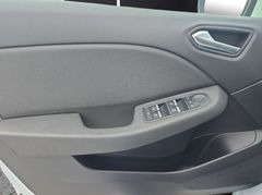 Renault Clio V 1.6 E-TECH Hybrid 140 Intens  *Navi*Szhzg