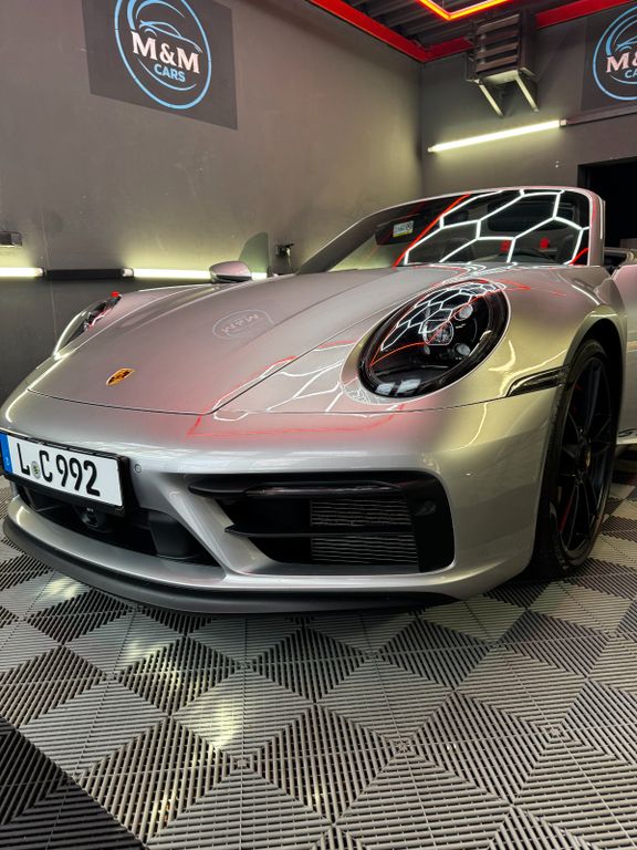 Image of Porsche 992