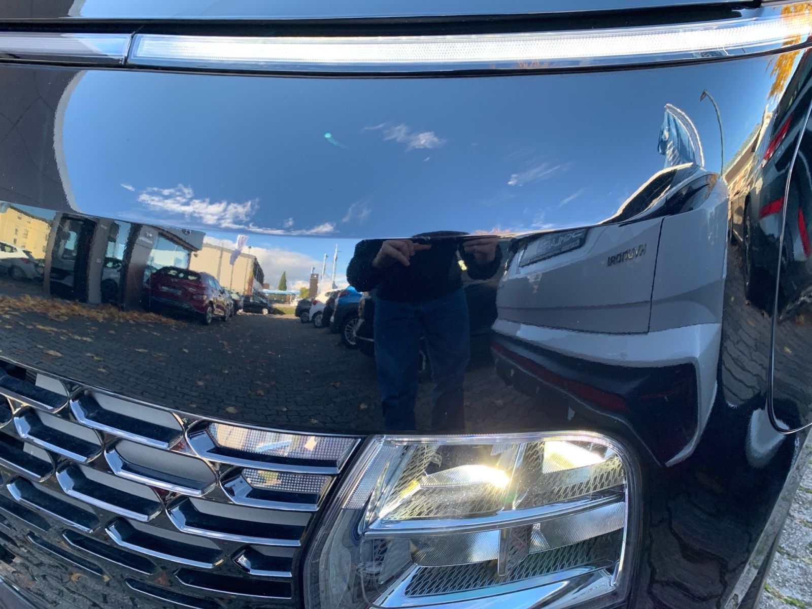 Fahrzeugabbildung Hyundai STARIA 2.2 CRDi Trend 8-AT 9-Sitzer ParkPak.