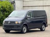 Volkswagen T6 2,0TDI NAVI PDC RFK TEMP AHK 2XKLIMA 9 SITZER - VW T6 Transporter Gebrauchtwagen in Hannover