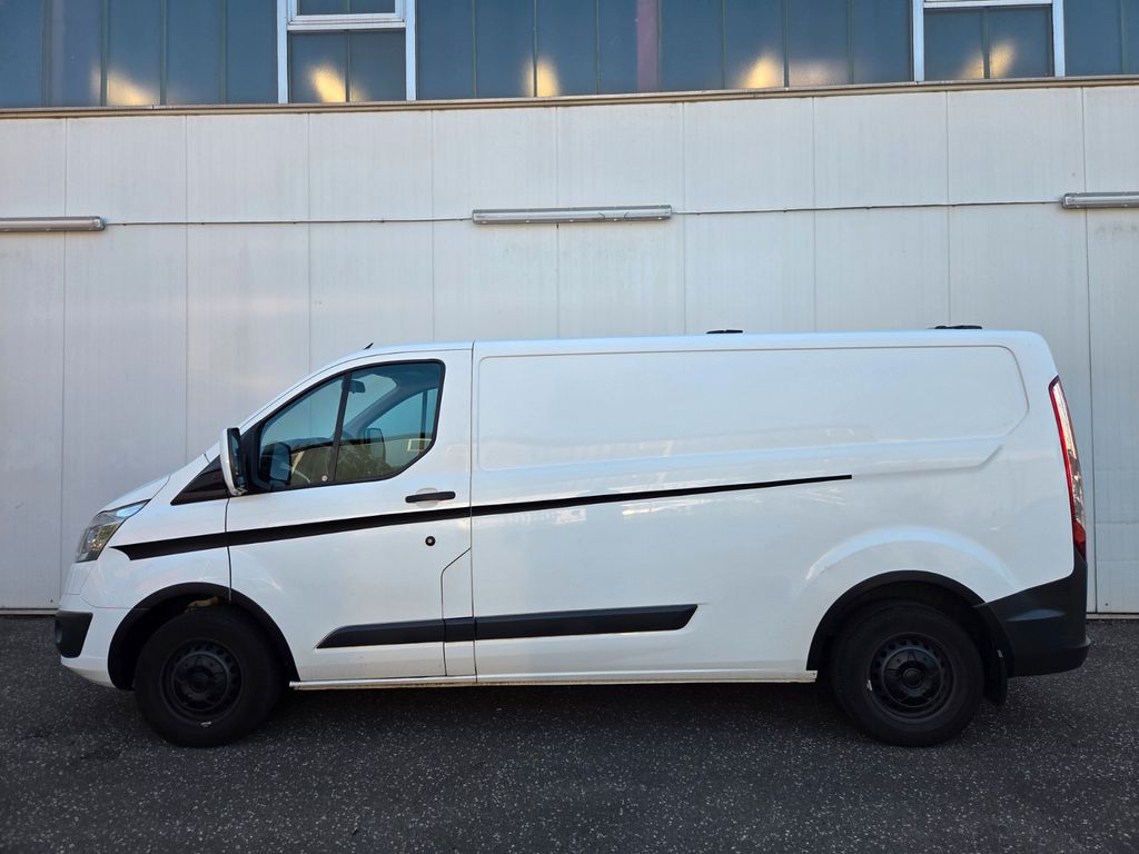 Image of Ford Transit Custom